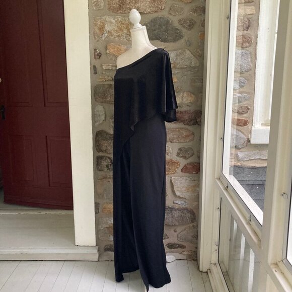 NWT ADRIANNA PAPELL Draped Velvet One-Shoulder Jumpsuit Black Womens 8 - Picture 9 of 12